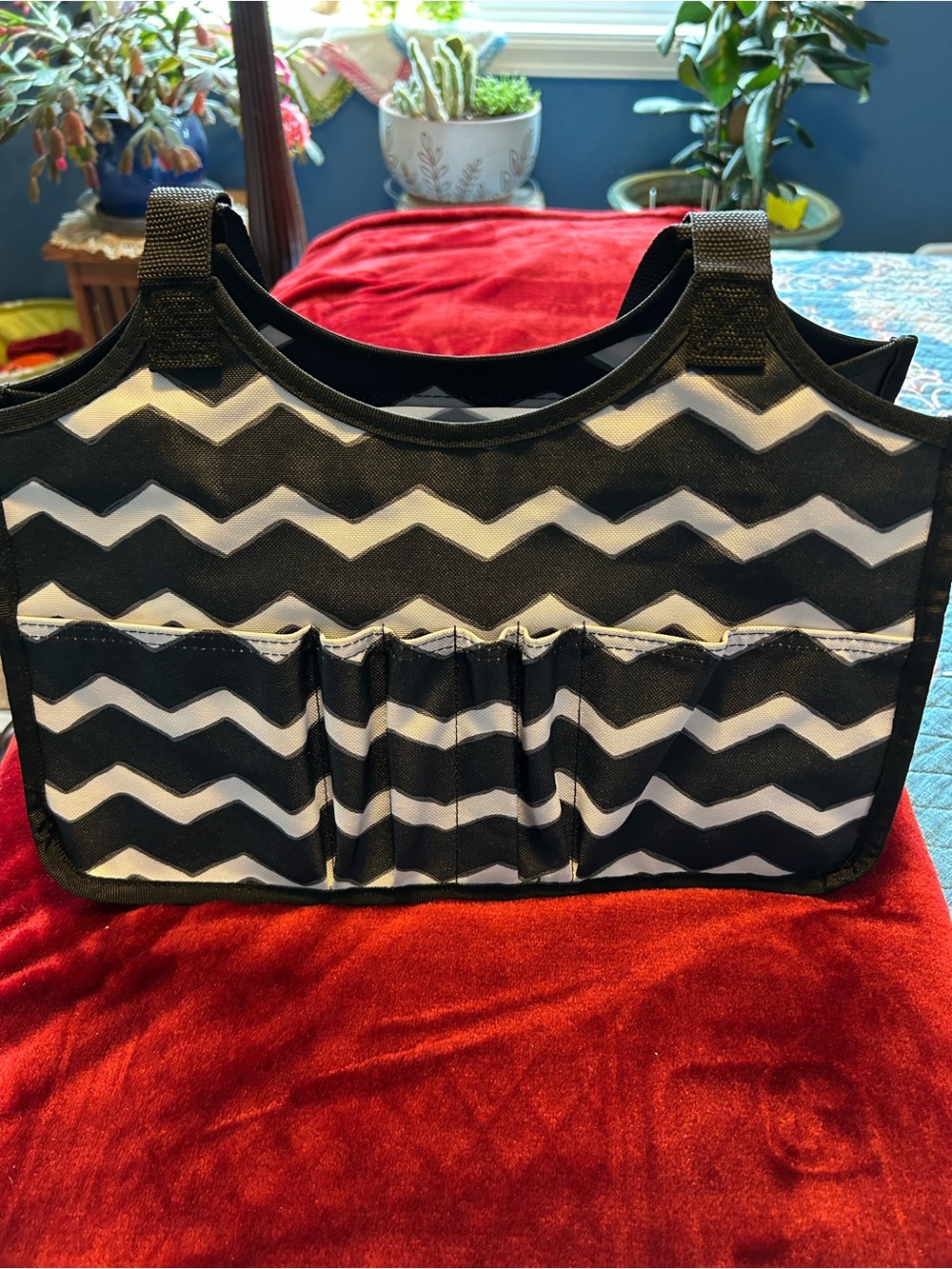 thirty-one Black and White Chevron Tote Organizer